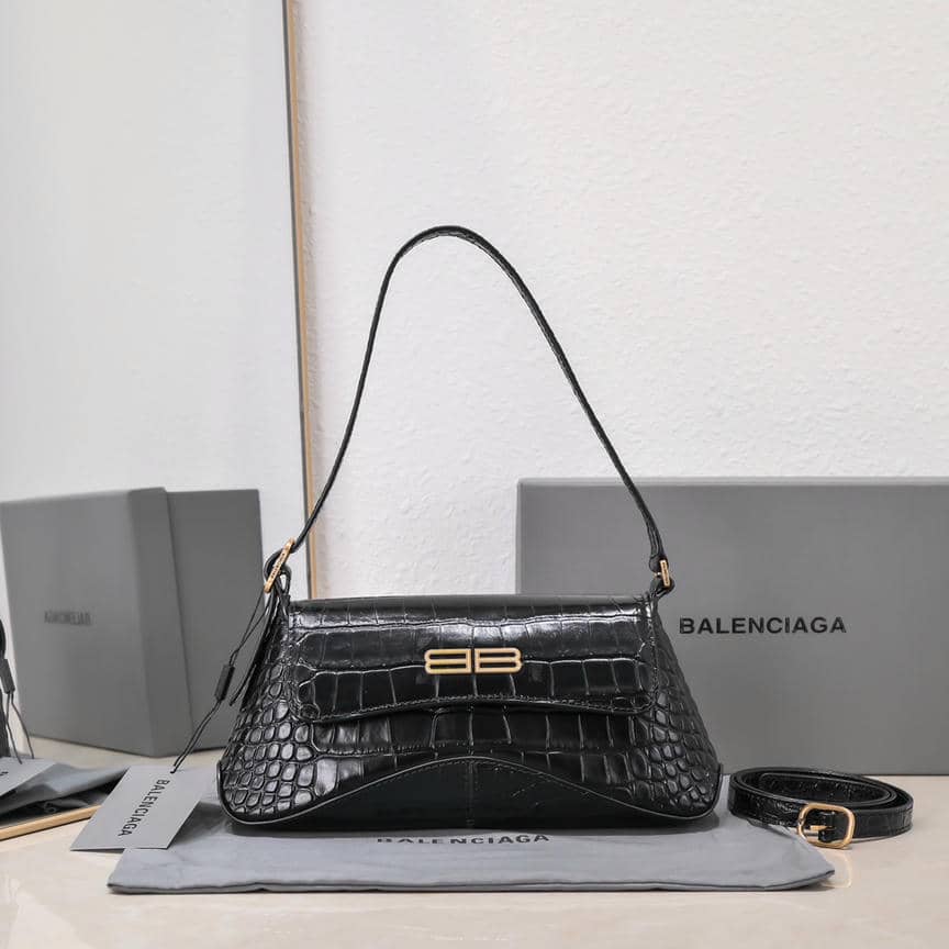 Croc-Embossed Underarm Bag-10